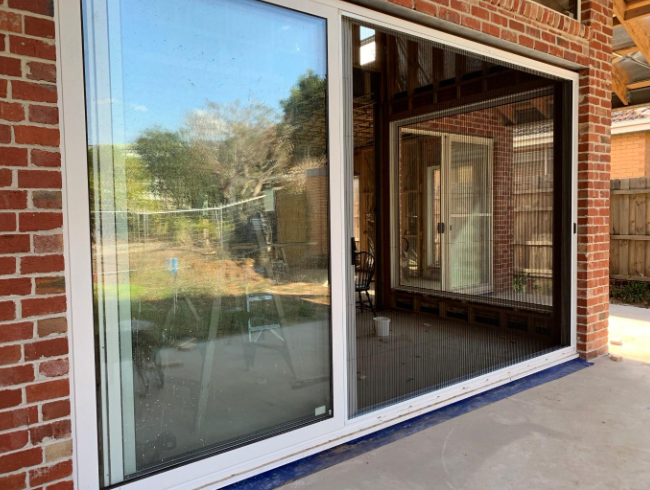 Retractable Flyscreen Img6